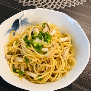 副菜焼きそば☆エリンギの醤油バター焼きそば